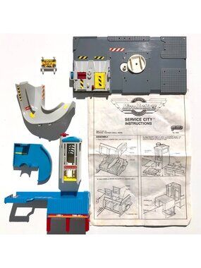 1989 Galoob Micro Machines Service City Parking Lube Shop Incomplete for Parts